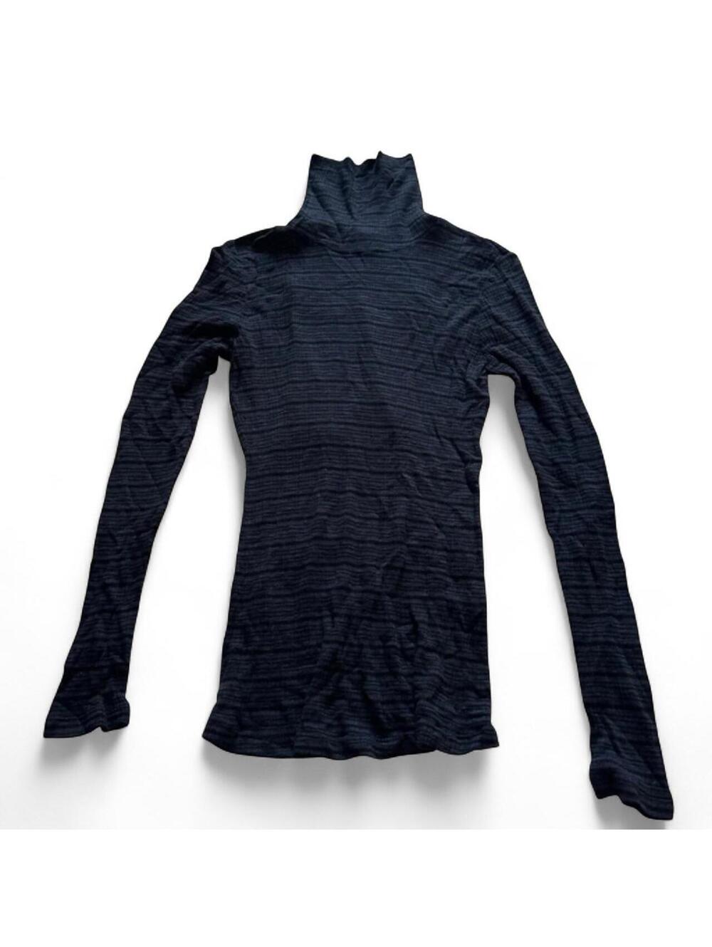 Sundry Women's Navy and Black Jumper